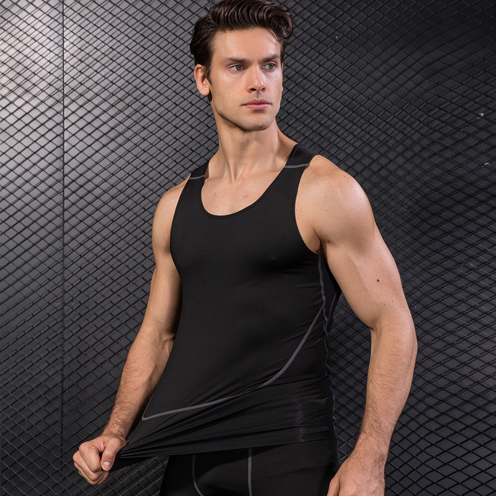 T-shirt de sport slim pour hom - Base Layer Top avis et prix